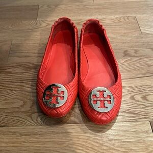 Gently worn Tory Bruch Flats